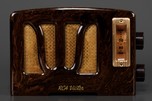 Swirled RCA ‘Tulip Grille’ RC-350 Catalin Radio in Circassian Onyx Brown